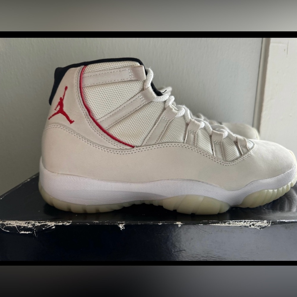 ‼️ Air Jordan 11 Platinum Tint (Retro) 🚨